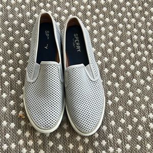 Sperry, Size 10. Light grey perforated sneaker slide.